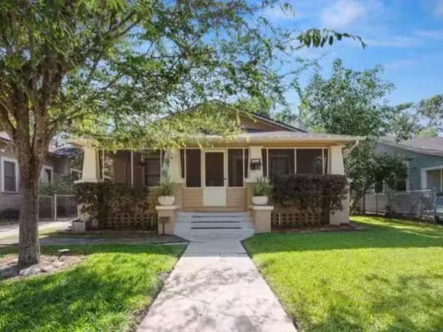 House for sale in Lakeland House for sale in Lakeland