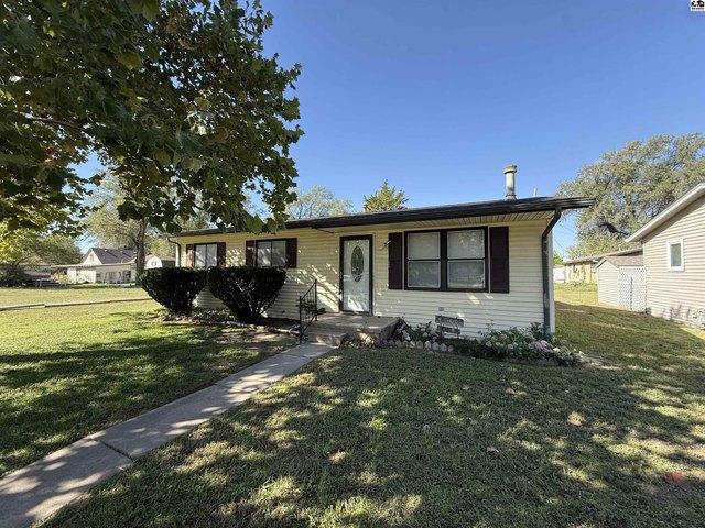 House for sale in Hutchinson, Reno County