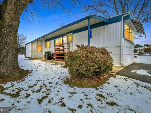 House for sale in Mount Wolf, Pennsylvania