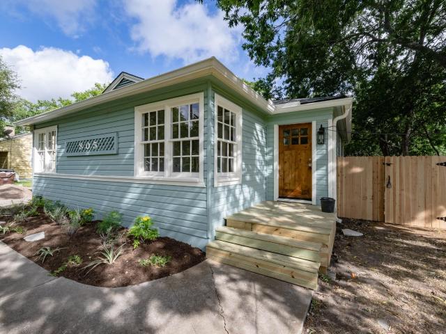 House for sale in Lockhart, Texas