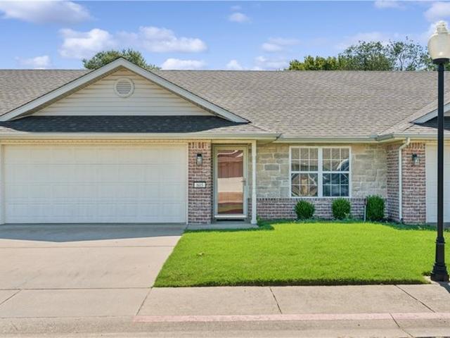 Townhouse for sale in Ark