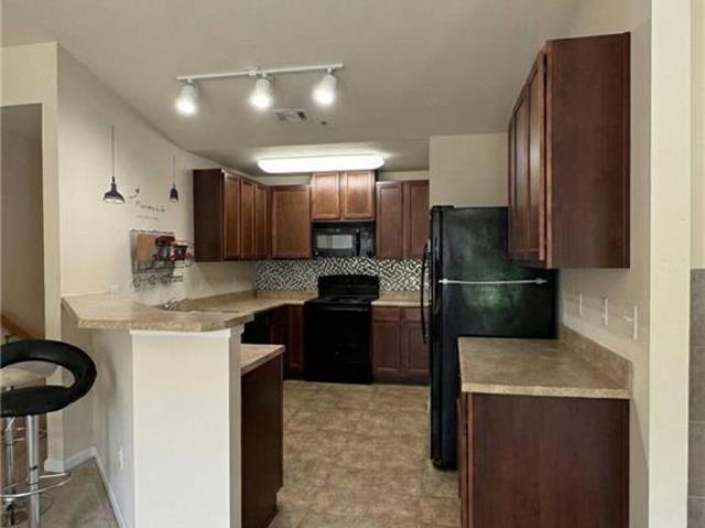 Townhouse for sale in Lilburn, Georgia