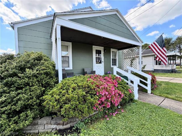 House for sale in Belpre, Ohio
