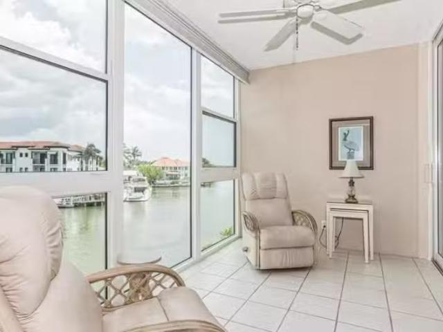 Condo for sale in Naples