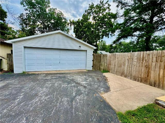 House for sale in Clinton, Missouri