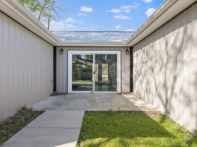 House for sale in Fannin, Texas