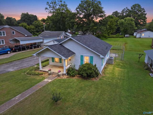 House for sale in Scottsboro, Alabama