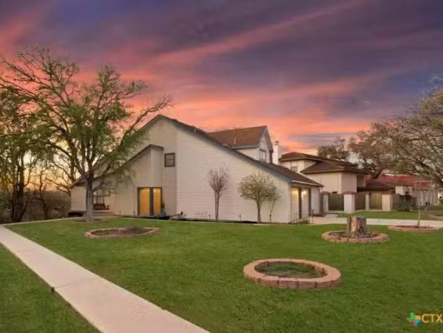 House for sale in San Antonio