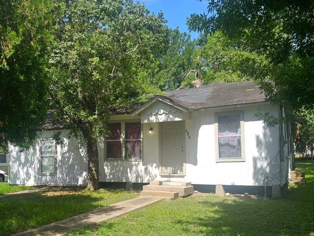 House for sale in Wharton, Texas