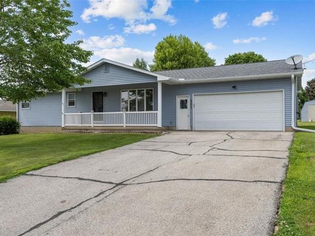 House for sale in Vinton, Iowa