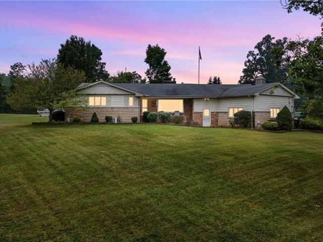 House for sale in Poland, Ohio