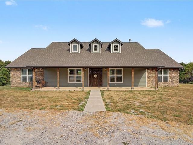 House for sale in Ark
