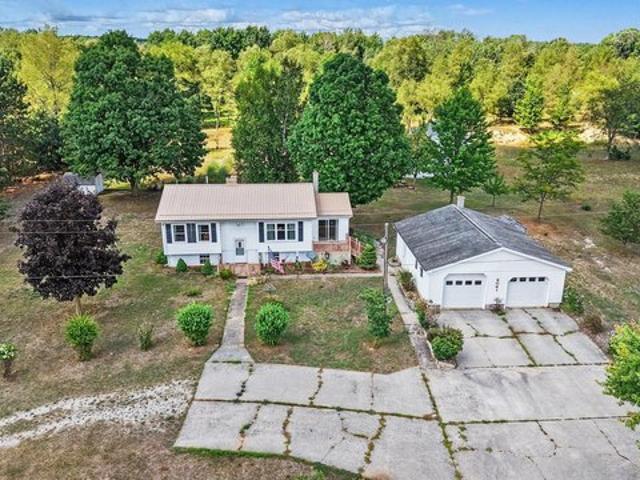 House for sale in Hesperia, Newaygo County