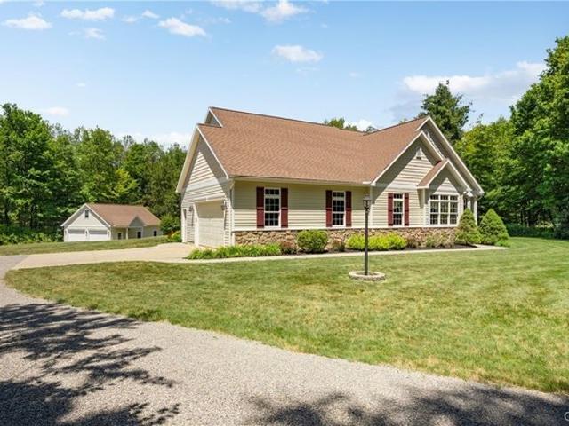 House for sale in Oneida, New York