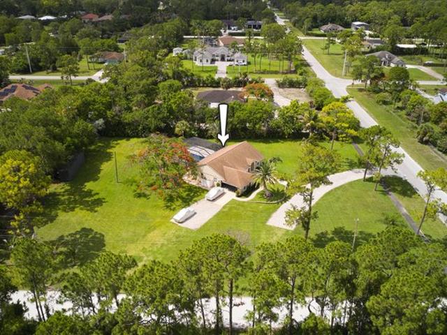 House for sale in Loxahatchee, Florida