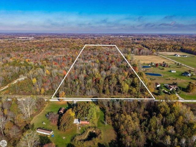 Land for sale in Casco Township, China Charter Township
