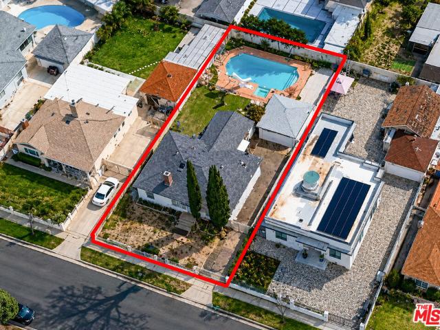 House for sale in Canoga Park, California