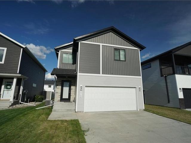 House for sale in Horace, North Dakota