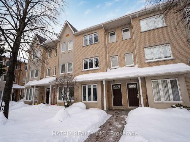 Condo for sale in Scarborough North, Toronto