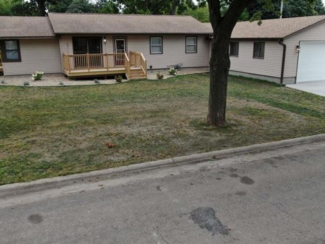 House for sale in Clarion, Iowa