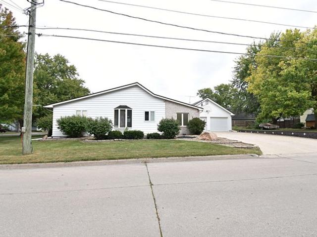 House for sale in Independence, Iowa