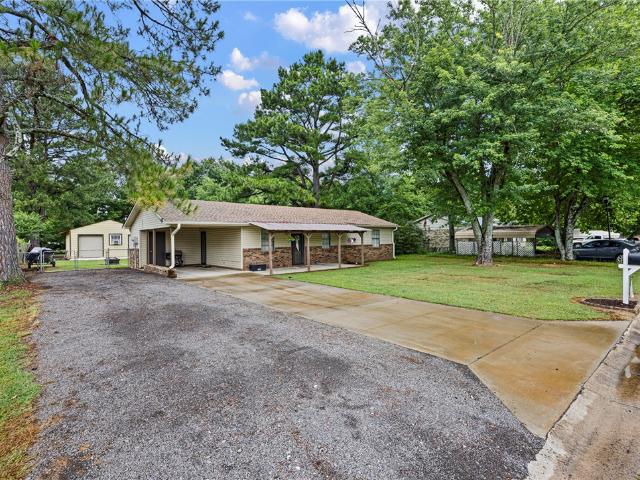 House for sale in Ark