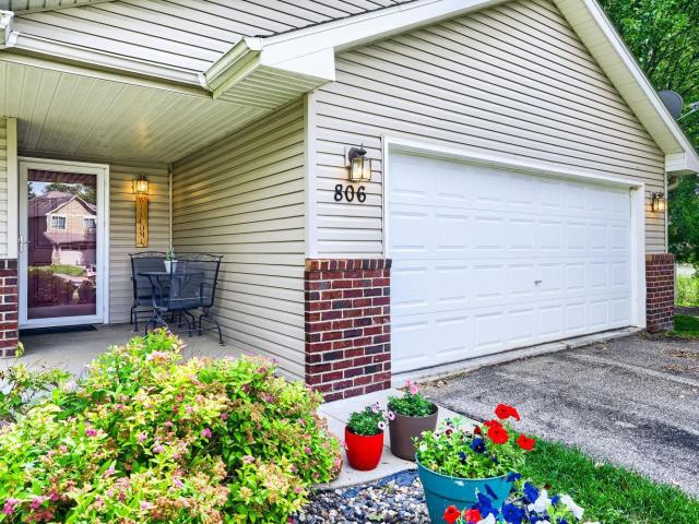 Townhouse for sale in Chaska, Minnesota