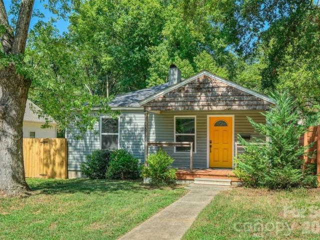 House for sale in Mecklenburg, North Carolina