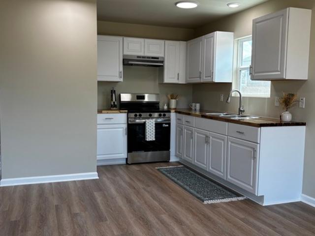 House for sale in Nixon, Texas
