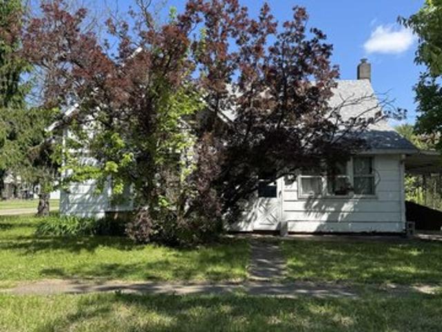 House for sale in Fulton, Illinois