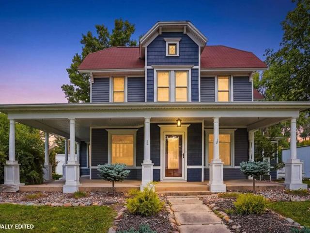 House for sale in New Hampton, Iowa