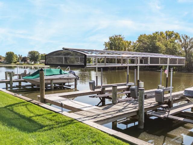 Condo for sale in Omro, Winnebago County