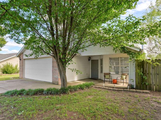 House for sale in Nixa, Missouri