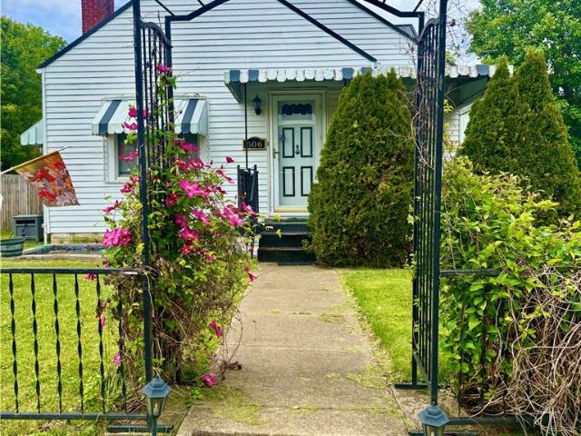 House for sale in Parkersburg, West Virginia