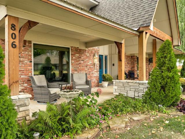 House for sale in Rolling Heights, Midwest City