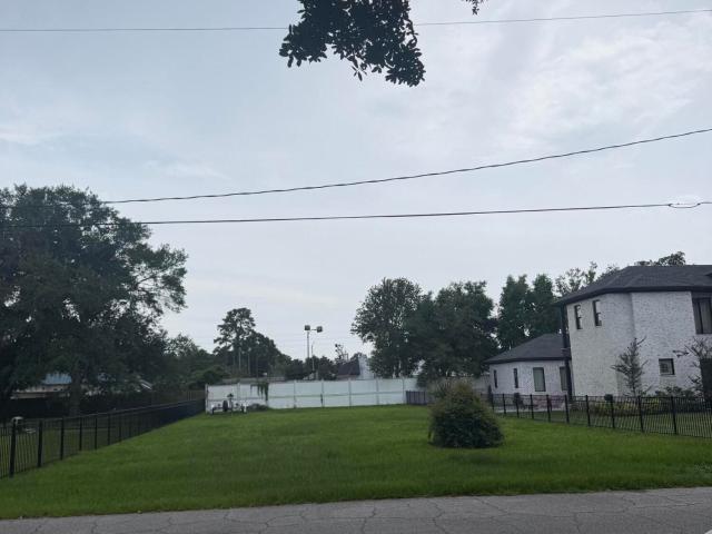 Land for sale in Ocean Springs, Mississippi