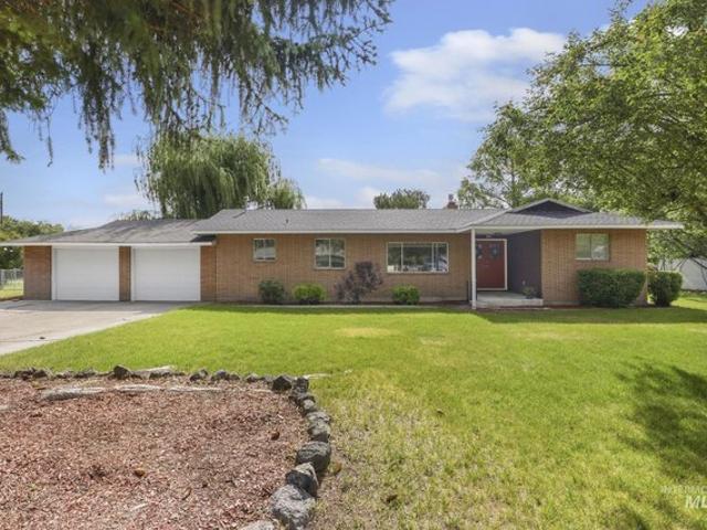 House for sale in Gooding, Idaho