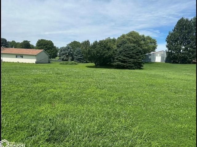 Land for sale in Walnut, Iowa
