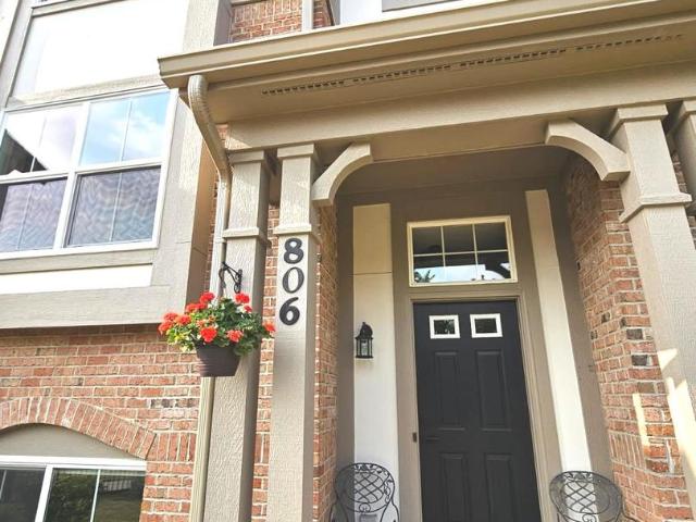 Townhouse for sale in Lake Zurich, Illinois