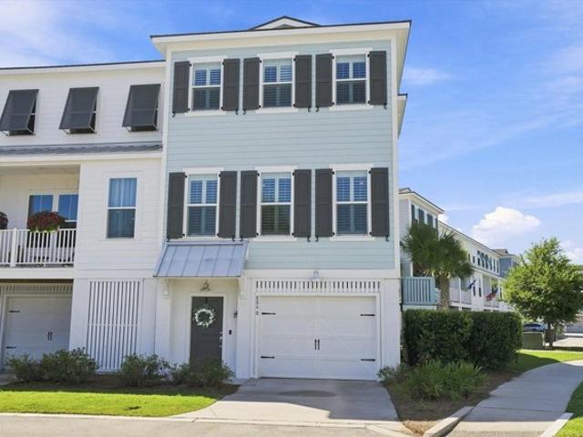 Townhouse for sale in Charleston, South Carolina