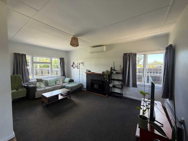 House for rent in Stortford Lodge, Hastings