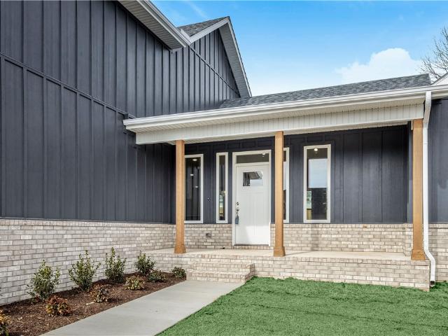 Property for rent in Prairie Grove, Washington County
