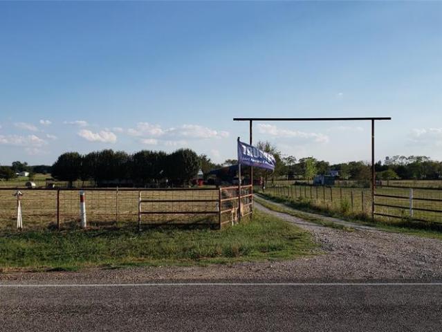 House for sale in Fannin, Texas