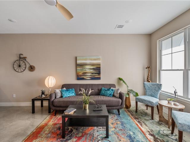 Townhouse for sale in Bryan, Texas