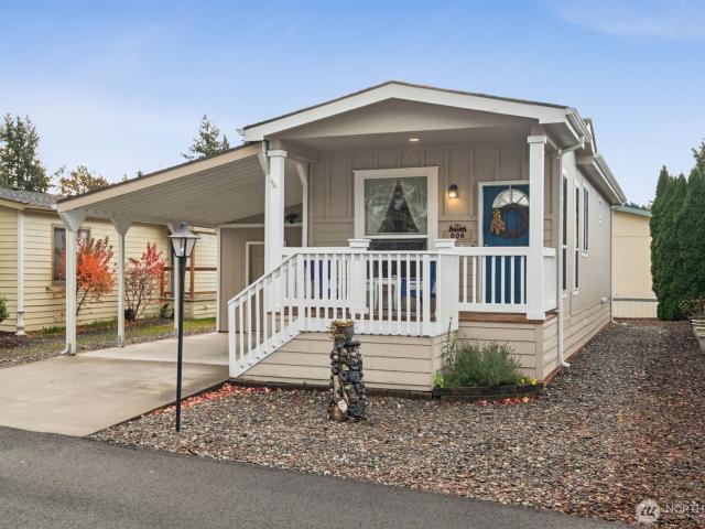 House for sale in Enumclaw, Washington