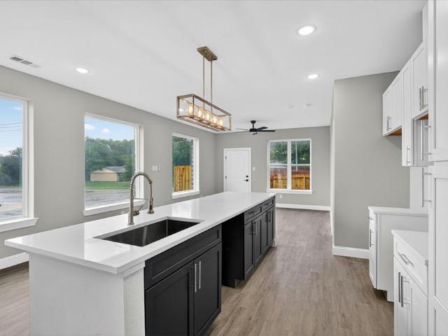 Townhouse for sale in Grand Prairie, Texas
