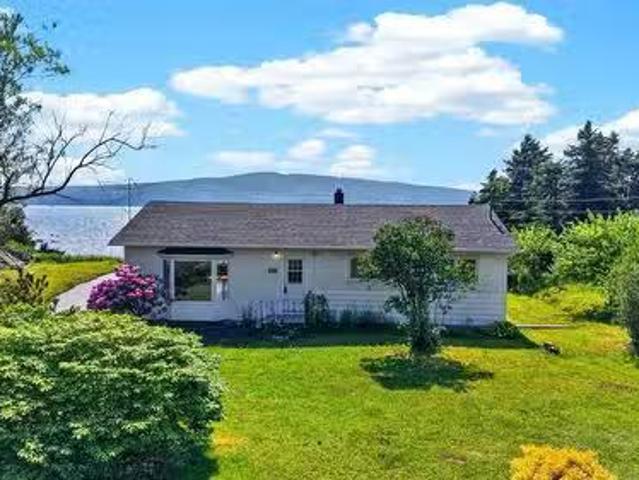 House for sale in Newfoundland And Labrador