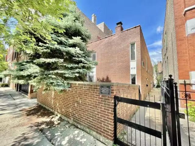 House for rent in Chicago
