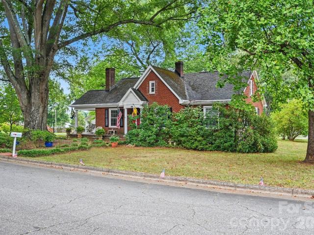 House for sale in Catawba, North Carolina