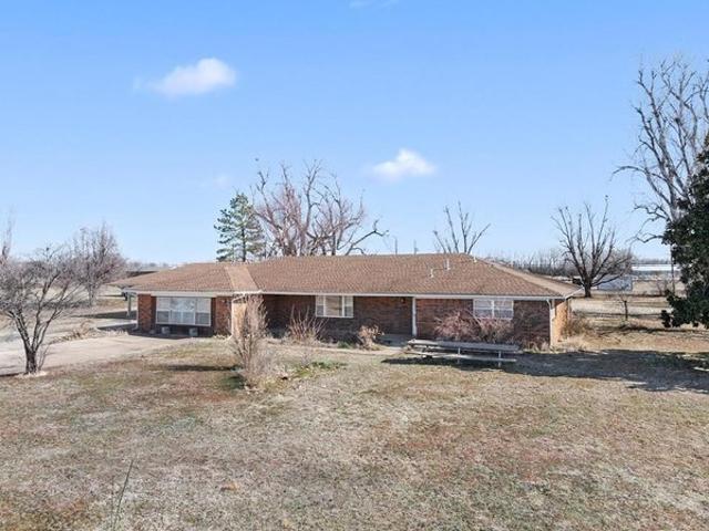 House for sale in Crescent, Oklahoma